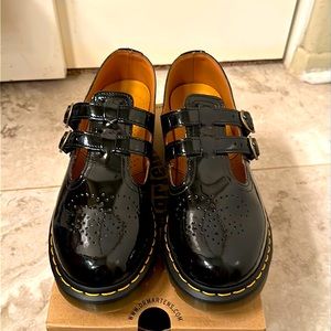 Dr.Martens  8065 PATENT LEATHER MARY JANE SHOES
